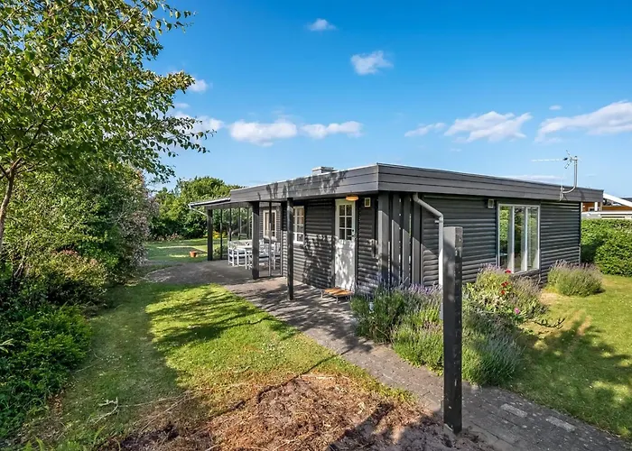 Sampsa - 75m From The Sea By Interhome Malling